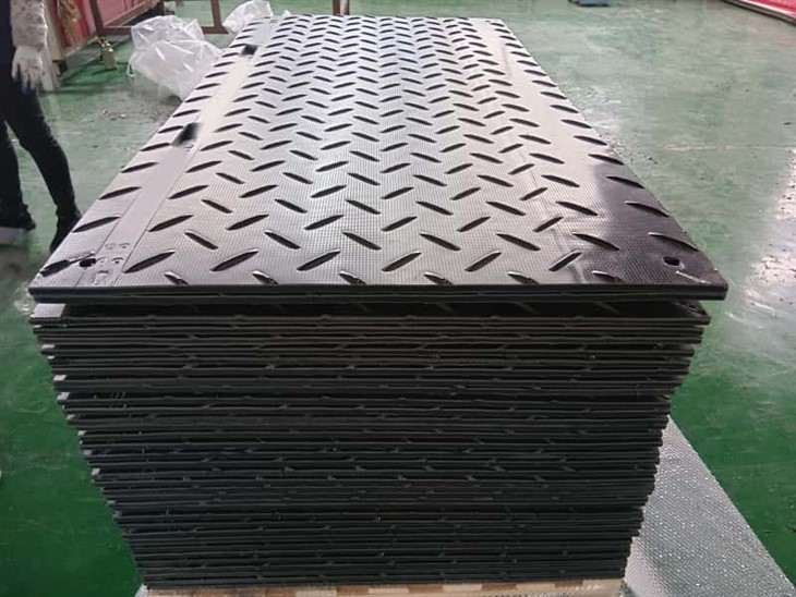 Midlertidige græsbeskyttelsesmåtter